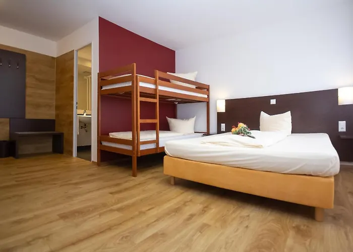 Hotell Iq-hotel Langenau